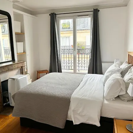 Bastille Hideaway